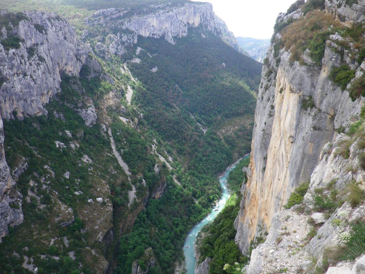 La mordorée La Motte-d'Aigues Exterior foto